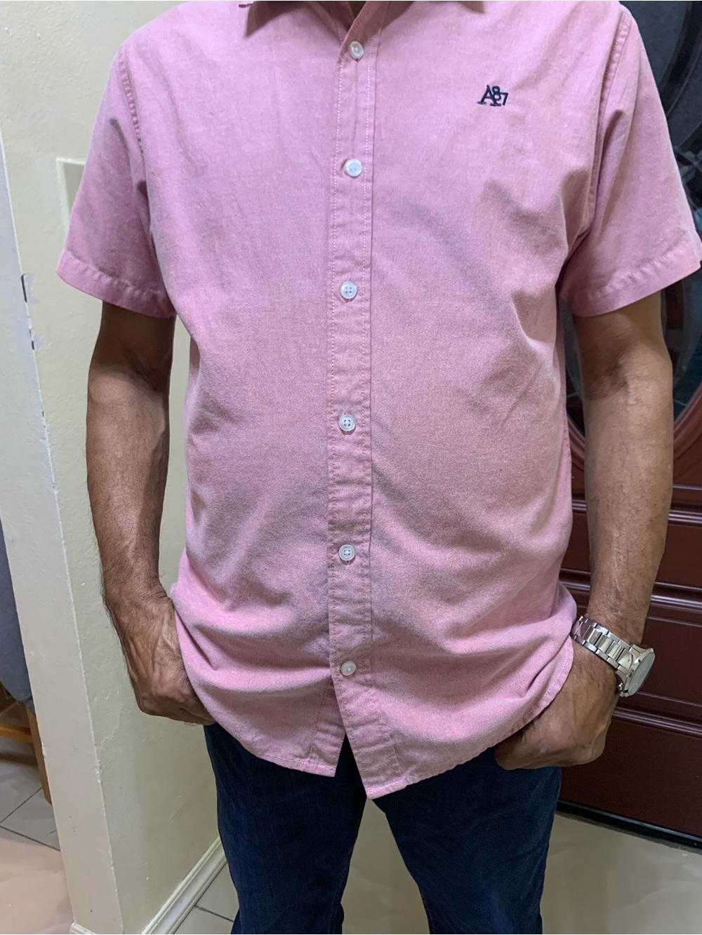 Aeropostale Men's Short-Sleeve Button-Down Shirt in Light Pink